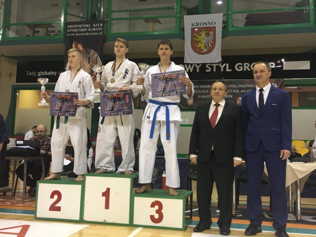 Pięć medali karateków ARS Klub Kyokushinkai - Krosno 2018 