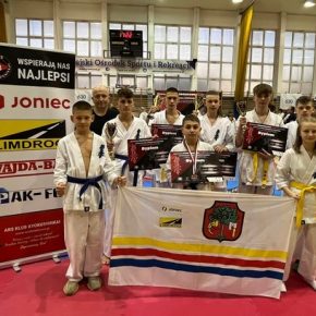 Pierwsze medale w nowym sezonie dla karateków ARS Limanowa – JONIEC Team