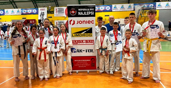 Karatecy ARS Limanowa – JONIEC Team rywalizowali w Będzinie