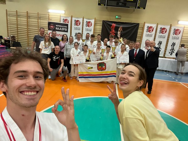 Medalowe żniwo karateków ARS Limanowa – JONIEC Team