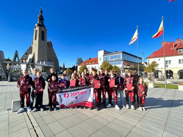 Zawodnicy ARS Limanowa – JONIEC Team wyróżnieni przez Burmistrz Miasta Limanowa