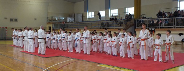 Karatecy ARS Limanowa – JONIEC Team potwierdzili swoje umiejętności podczas egzaminu na wyższe stopnie w Kyokushin Karate