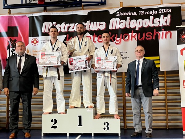 11 medali limanowskich karateków na Mistrzostwach Małopolski Karate Kyokushin