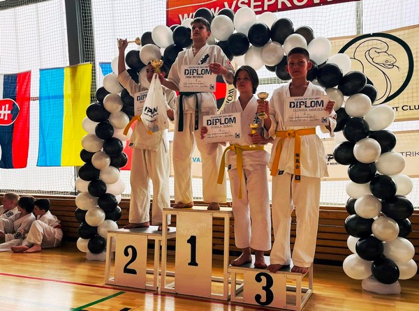 Kolejny międzynarodowy sukces karateków ARS Limanowa – JONEC Team.7 medali podczas „SILESIA CUP” w Ostrawie.