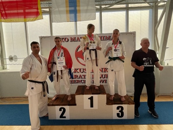 12 medali wywalczonych w Czarnogórze przez karateka ARS Limanowa – JONIEC Team